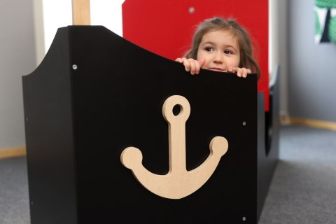 Drewniany statek piracki meble dla dzieci łódka wyposażenie zabawka Micki